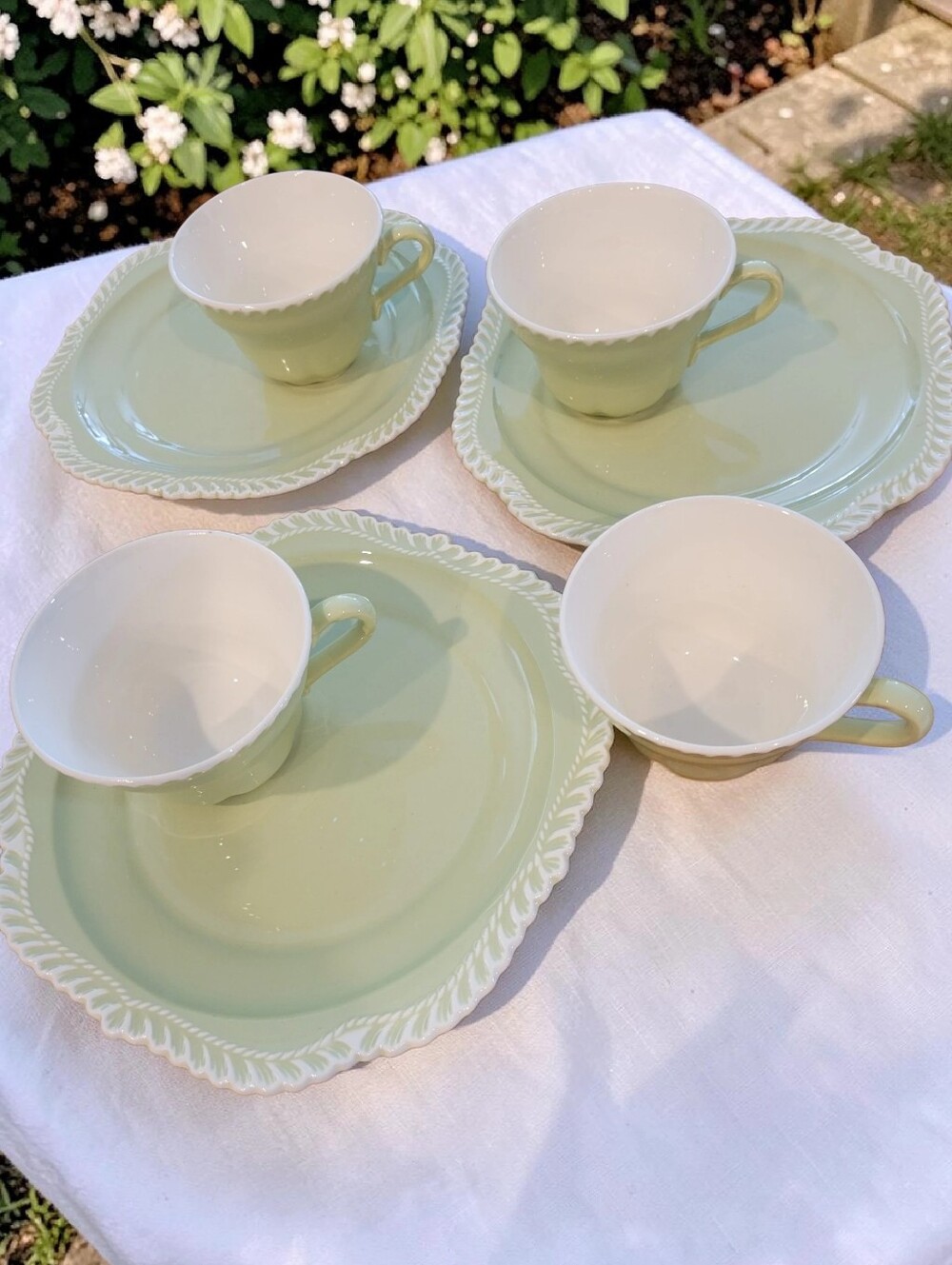 Vintage Harker Pate Sur Pate Luncheon Snack Set